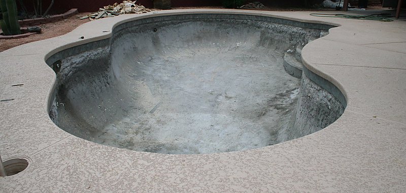 Piscinas livres de vazamento: conheça o método de impermeabilização da Dry Solutions